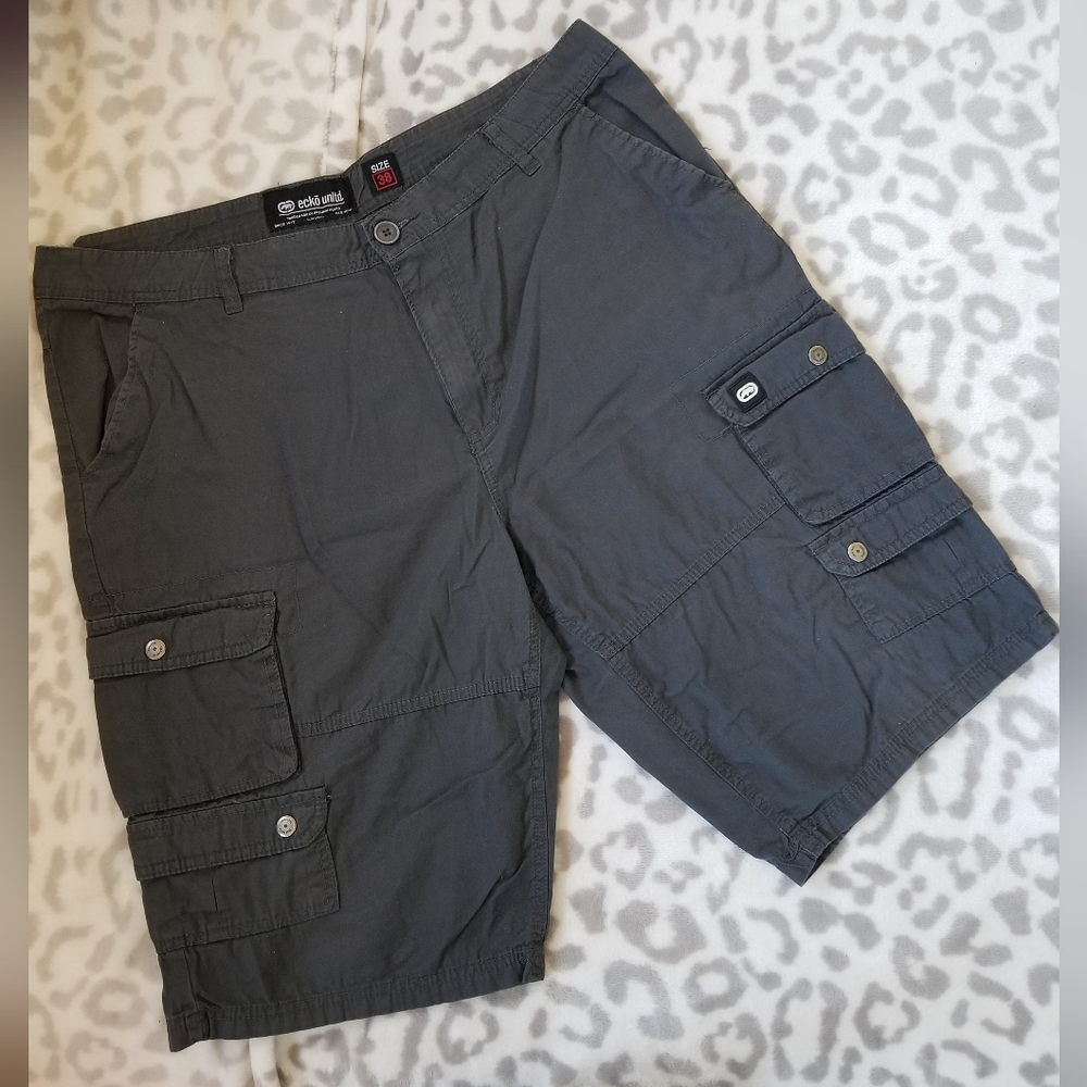 Ecko Charcoal Gray Cargo Shorts ~ 38